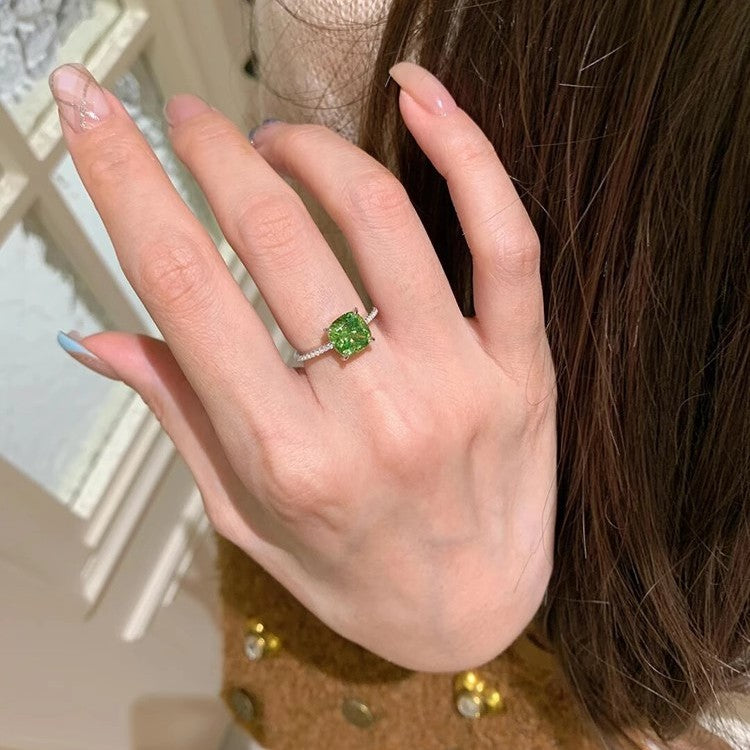 Ancient-style Square Open-ring Green Diamond Ring For The Index Finger
